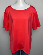 Load image into Gallery viewer, PUMA Athletic Tee- (L)
