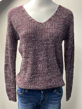 Load image into Gallery viewer, SO V-Neck sweater Burgundy (XXS)
