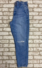 Load image into Gallery viewer, American Eagle Mom Jeans- (Size 12 LONG)
