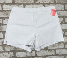 Load image into Gallery viewer, Spanx 4" Shorts NEW!- (L)
