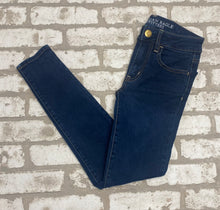 Load image into Gallery viewer, American Eagle Jegging- (Size 2 SHORT)
