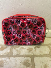 Load image into Gallery viewer, Vera Bradley Cosmetic bag
