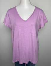Load image into Gallery viewer, A&amp;I V-Neck- (L)
