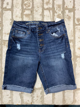 Load image into Gallery viewer, Vanilla Star Distressed Denim (5)
