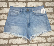 Load image into Gallery viewer, Rewash High Rise Shorts- (Size 9)
