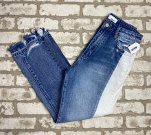 Load image into Gallery viewer, Vervet High Rise Straight Jeans- (Size 27")
