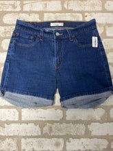 Load image into Gallery viewer, Levi shorts (10)
