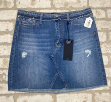 Load image into Gallery viewer, Vervet High Rise Skirt NEW!- (Size 29")
