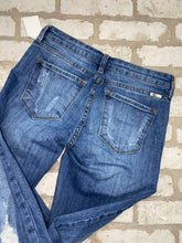 Load image into Gallery viewer, Kancan Skinny Jeans- (Size 7)
