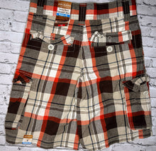 Load image into Gallery viewer, Arizona: Tan Cargo Shorts- 8 NEW!
