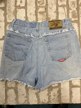 Load image into Gallery viewer, No Excuses Jean Shorts (13/14
