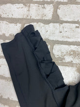 Load image into Gallery viewer, Gaiam Crop Leggings- (M)
