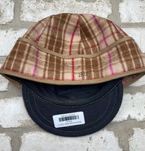 Load image into Gallery viewer, Stormy Kromer Plaid- (Size 7)
