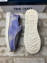 Load image into Gallery viewer, True Craft Tie-Dye NEW!- (Size 6.5)
