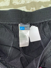 Load image into Gallery viewer, Willit Shorts- (XL)
