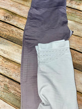 Load image into Gallery viewer, Mono B Seamless Ombre Leggings- (M)
