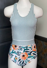 Load image into Gallery viewer, Cupshe Floral Swimsuit- (L)
